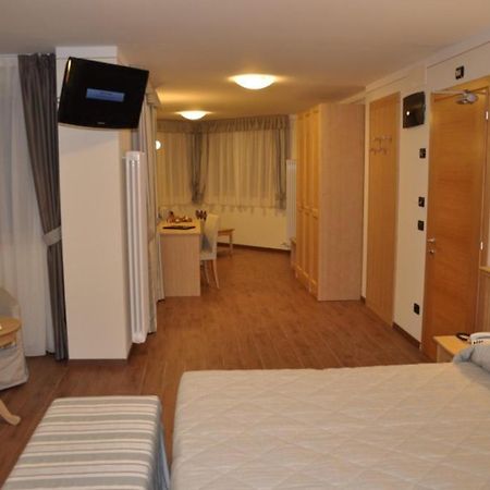 Hotel Select Andalo Esterno foto
