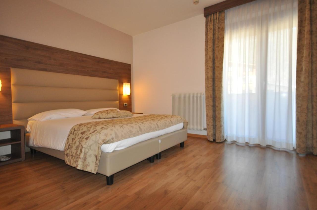 Hotel Select Andalo Esterno foto