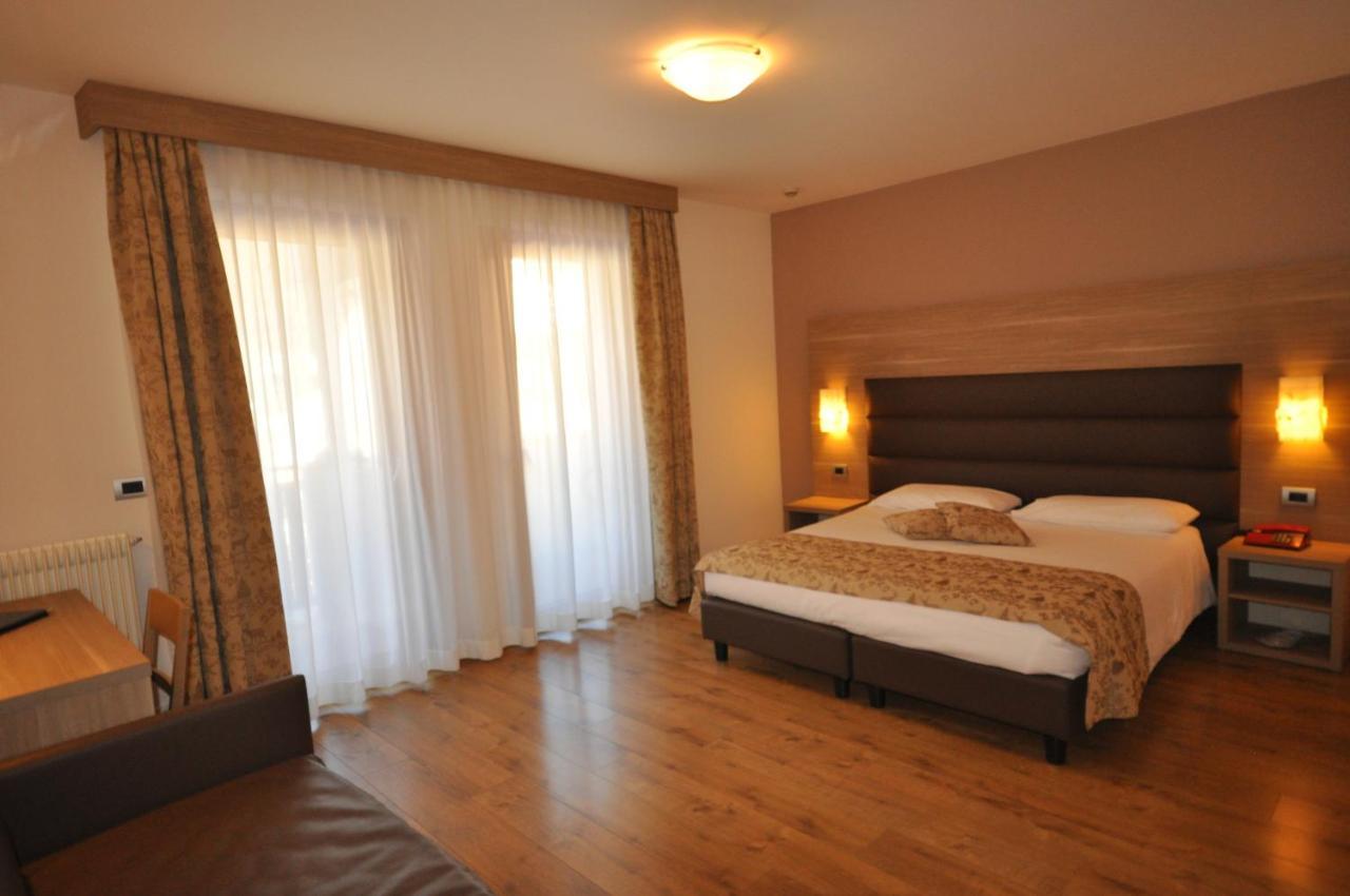 Hotel Select Andalo Esterno foto