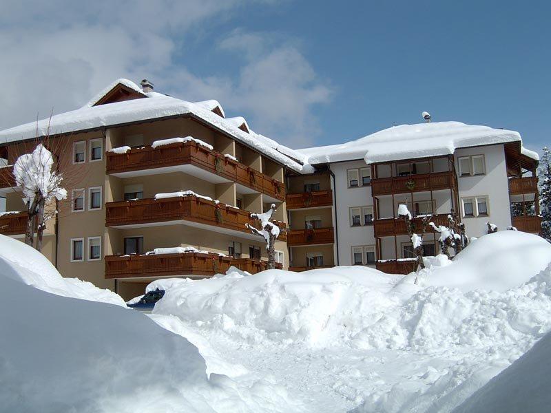 Hotel Select Andalo Esterno foto