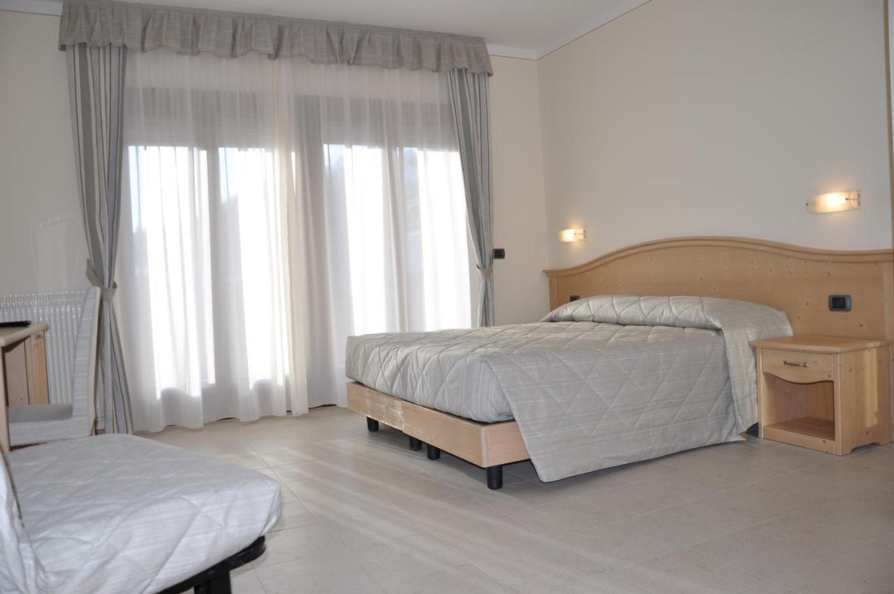 Hotel Select Andalo Esterno foto